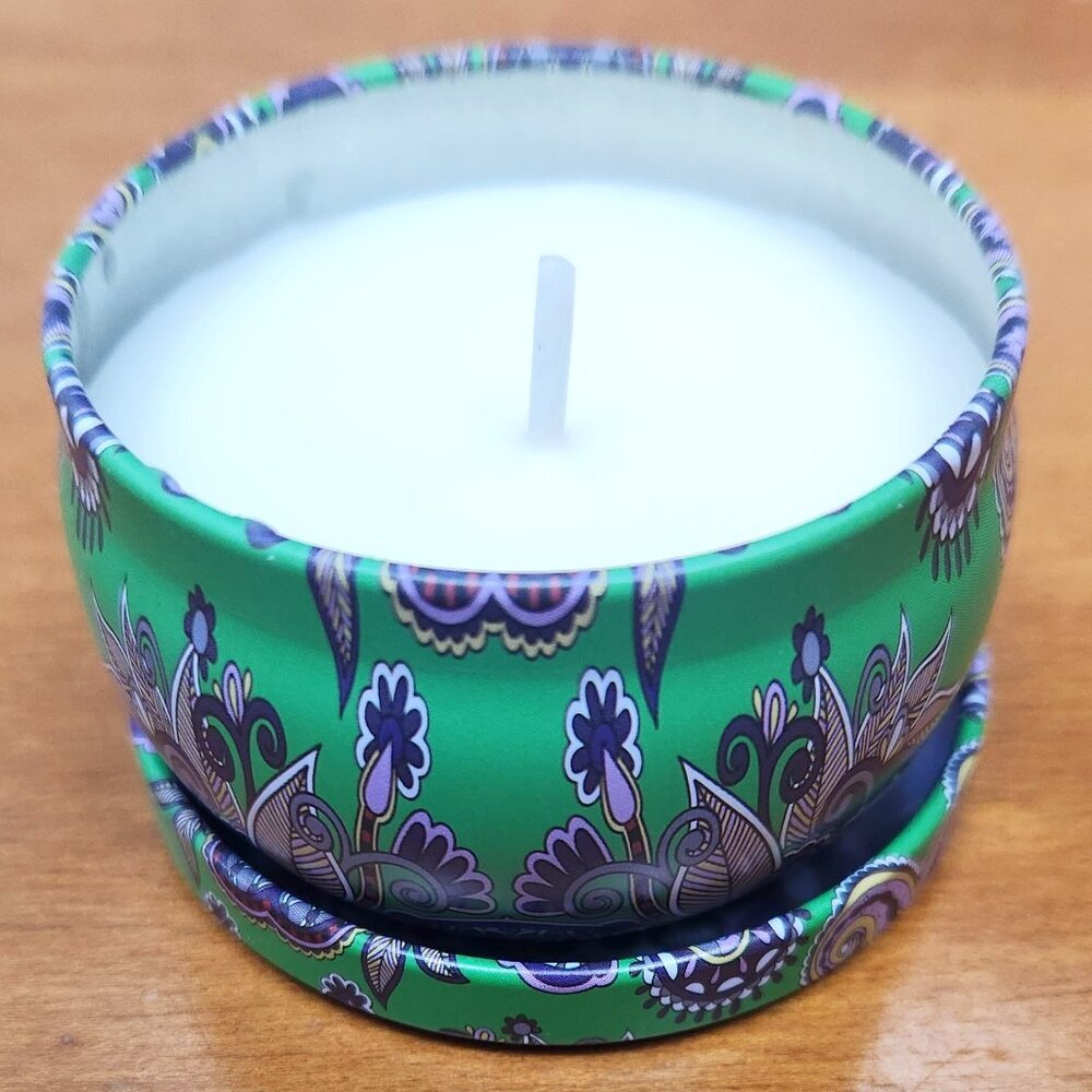 2.5 Oz Soy Wax Aromatherpy Candle (Velvet Woods Scent)​